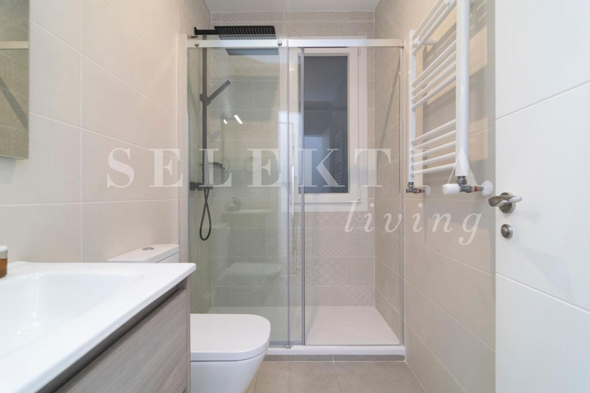 Castellana Suites Madrid Exterior photo